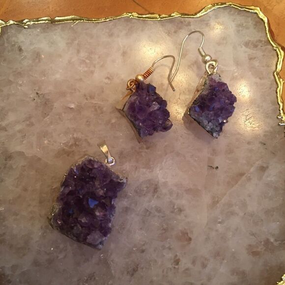 PURPLE STONE Pendants and Earrings - Picture 1 of 2